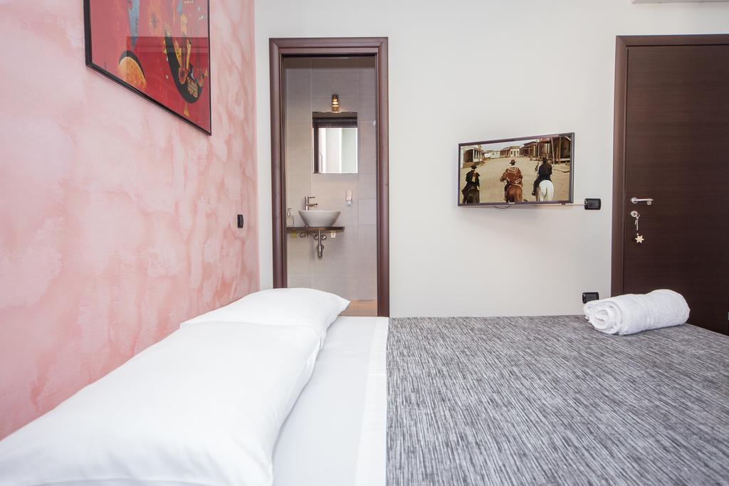 カリアリ Domus Regis Bed & Breakfast エクステリア 写真
